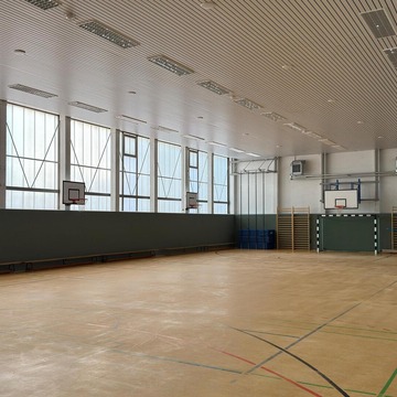 Saubere Turnhalle nach der Grundreinigung.