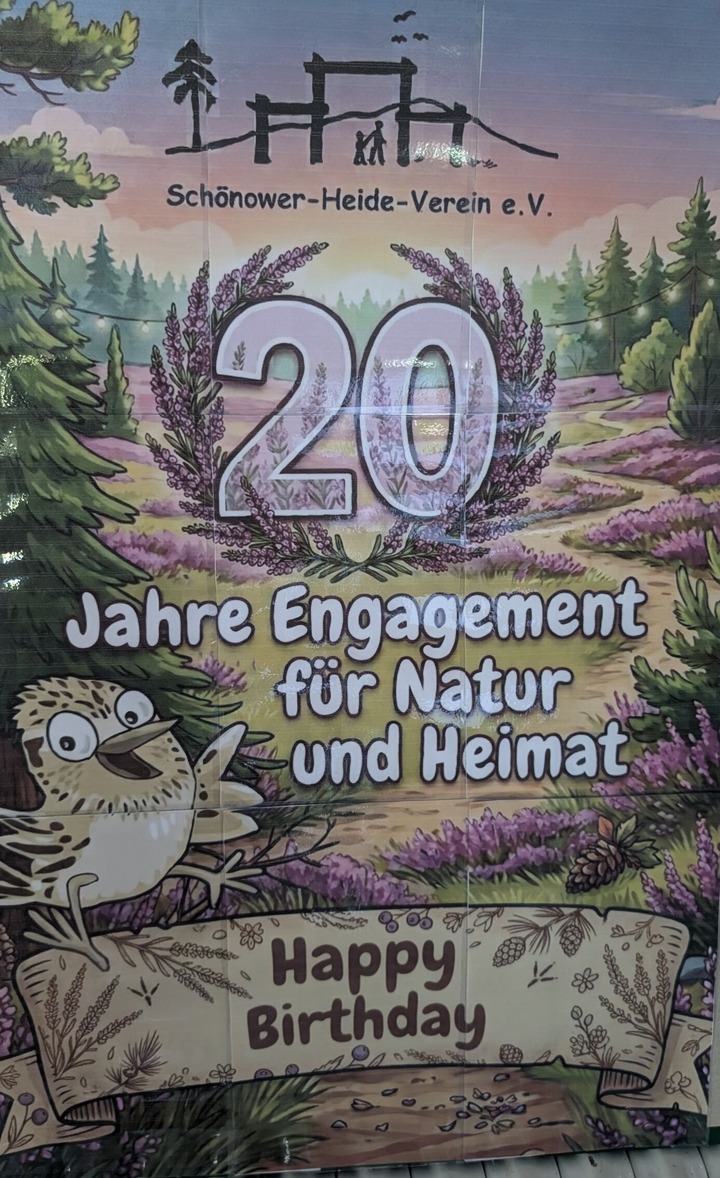 20 Jahre Engagement für Natur und Heimat steht auf einem Plakat 