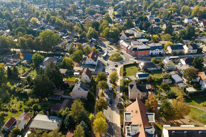 Eine Luftaufnahme des Ortsteil Schönow